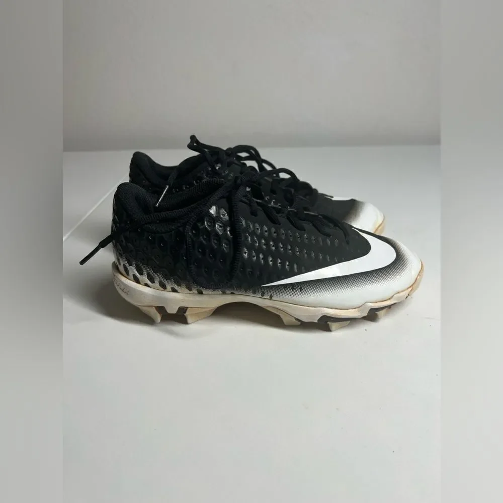 Nike VAPOR FASTFLEX  Men’s Size 4,5 Baseball and Softball Cleats